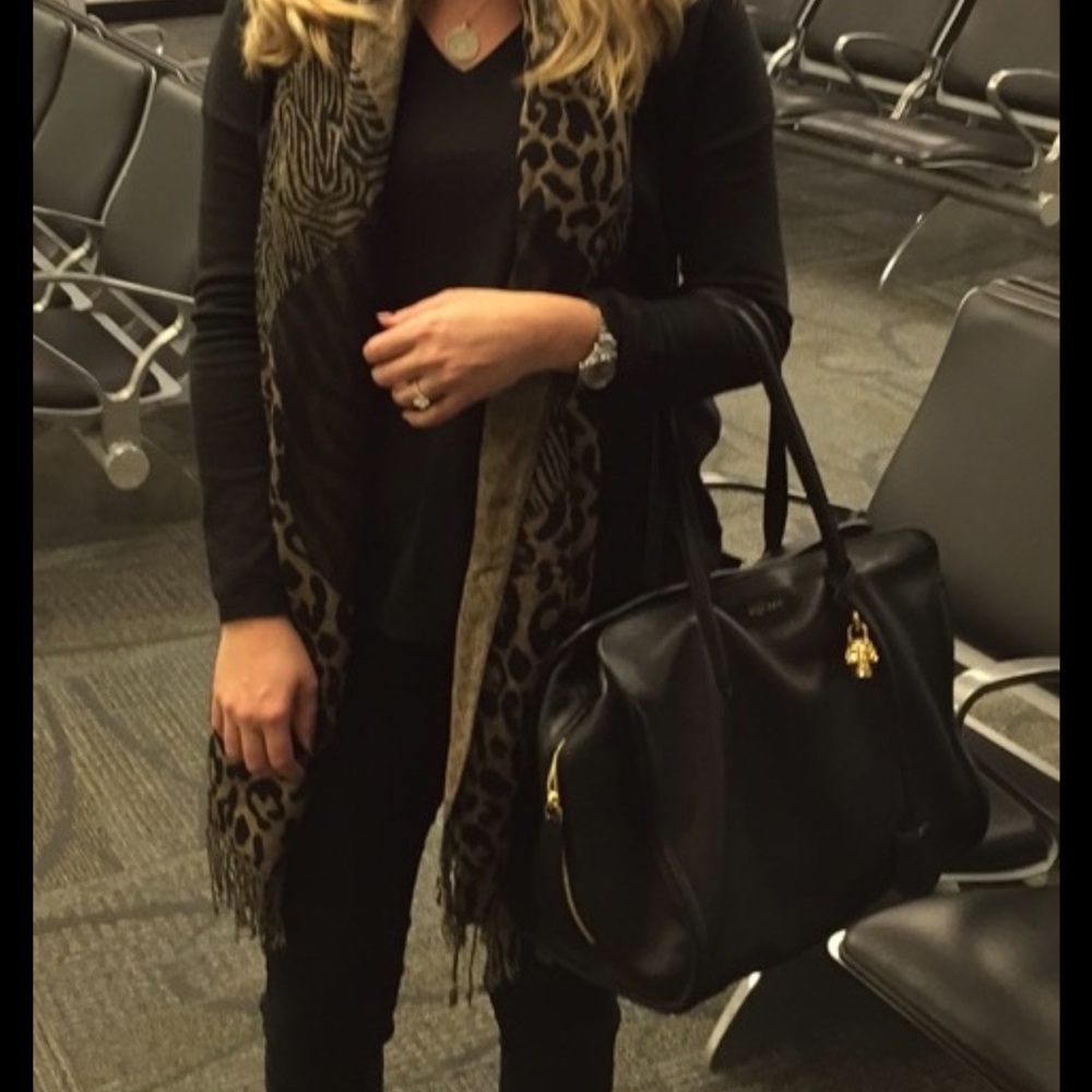 Alexander McQueen Black Leather Skull Padlock Gold